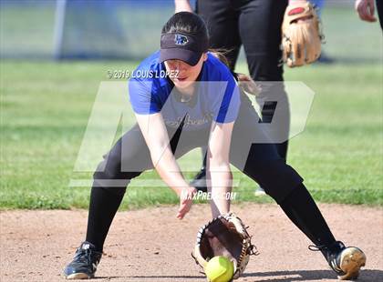 Thumbnail 1 in Charter Oak @ Diamond Ranch photogallery.