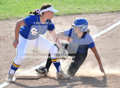 Thumbnail 1 in Charter Oak @ Diamond Ranch photogallery.