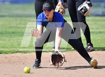 Thumbnail 3 in Charter Oak @ Diamond Ranch photogallery.