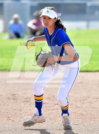 Thumbnail 3 in Charter Oak @ Diamond Ranch photogallery.