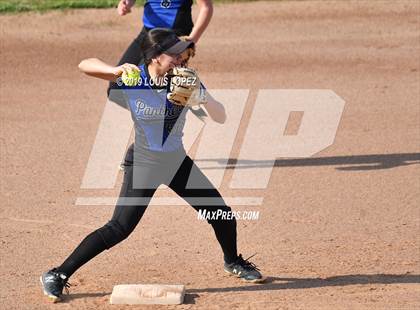Thumbnail 2 in Charter Oak @ Diamond Ranch photogallery.