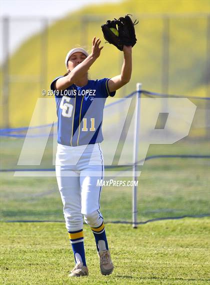 Thumbnail 1 in Charter Oak @ Diamond Ranch photogallery.
