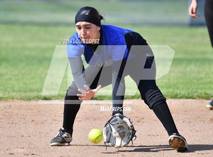 Thumbnail 2 in Charter Oak @ Diamond Ranch photogallery.
