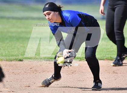 Thumbnail 1 in Charter Oak @ Diamond Ranch photogallery.