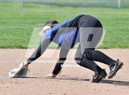Thumbnail 1 in Charter Oak @ Diamond Ranch photogallery.