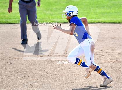 Thumbnail 1 in Charter Oak @ Diamond Ranch photogallery.