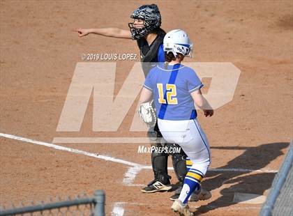 Thumbnail 3 in Charter Oak @ Diamond Ranch photogallery.