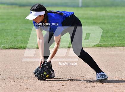 Thumbnail 3 in Charter Oak @ Diamond Ranch photogallery.