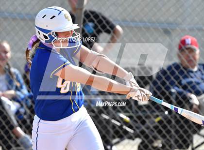Thumbnail 2 in Charter Oak @ Diamond Ranch photogallery.