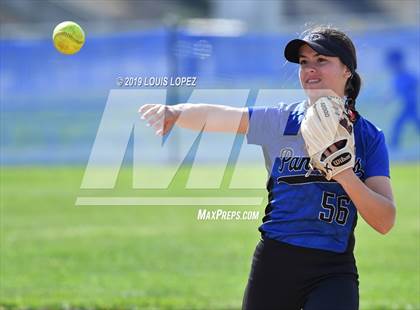 Thumbnail 3 in Charter Oak @ Diamond Ranch photogallery.