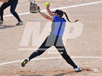 Thumbnail 3 in Charter Oak @ Diamond Ranch photogallery.