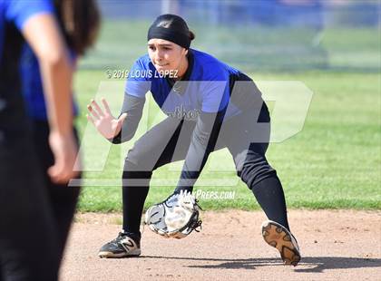 Thumbnail 2 in Charter Oak @ Diamond Ranch photogallery.