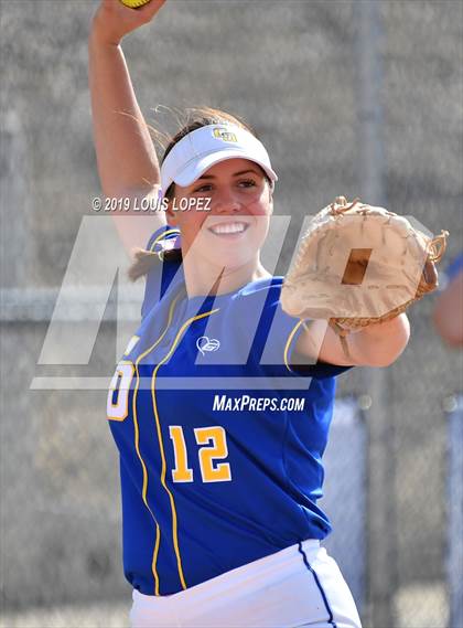 Thumbnail 1 in Charter Oak @ Diamond Ranch photogallery.