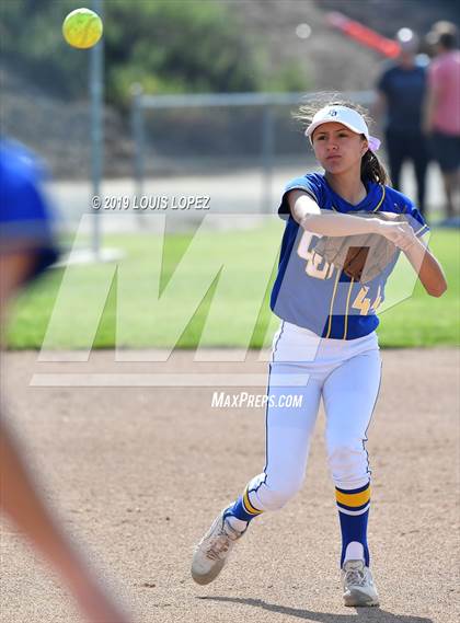 Thumbnail 1 in Charter Oak @ Diamond Ranch photogallery.