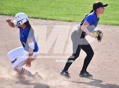 Thumbnail 2 in Charter Oak @ Diamond Ranch photogallery.