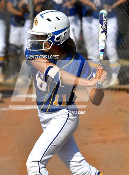 Thumbnail 3 in Charter Oak @ Diamond Ranch photogallery.