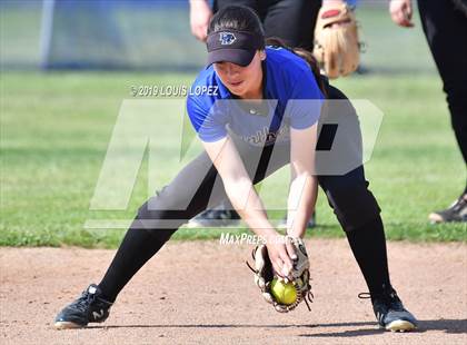 Thumbnail 2 in Charter Oak @ Diamond Ranch photogallery.