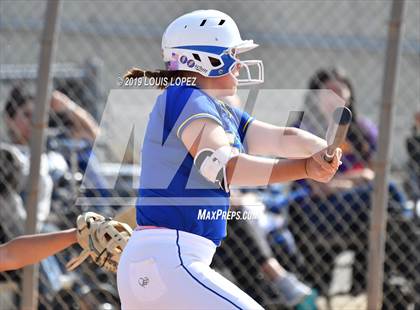 Thumbnail 2 in Charter Oak @ Diamond Ranch photogallery.