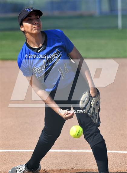 Thumbnail 1 in Charter Oak @ Diamond Ranch photogallery.