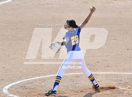 Thumbnail 2 in Charter Oak @ Diamond Ranch photogallery.