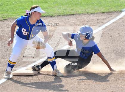 Thumbnail 3 in Charter Oak @ Diamond Ranch photogallery.