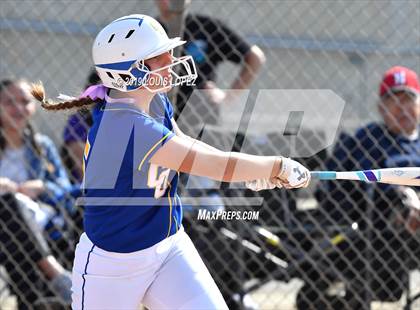Thumbnail 3 in Charter Oak @ Diamond Ranch photogallery.