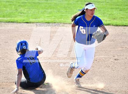 Thumbnail 1 in Charter Oak @ Diamond Ranch photogallery.