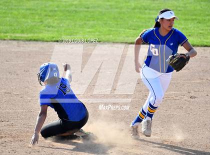 Thumbnail 2 in Charter Oak @ Diamond Ranch photogallery.