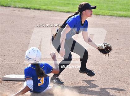Thumbnail 3 in Charter Oak @ Diamond Ranch photogallery.