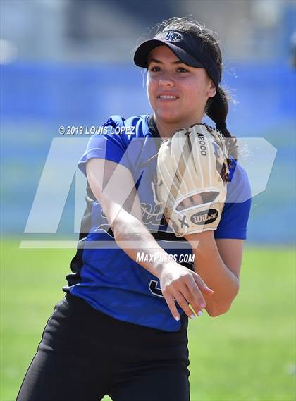 Thumbnail 1 in Charter Oak @ Diamond Ranch photogallery.