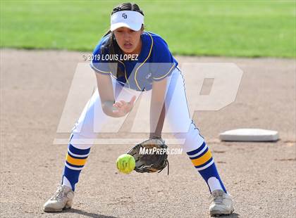 Thumbnail 3 in Charter Oak @ Diamond Ranch photogallery.