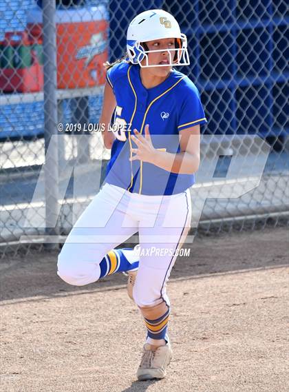 Thumbnail 2 in Charter Oak @ Diamond Ranch photogallery.