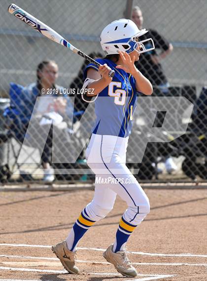 Thumbnail 1 in Charter Oak @ Diamond Ranch photogallery.