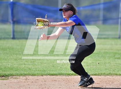 Thumbnail 3 in Charter Oak @ Diamond Ranch photogallery.
