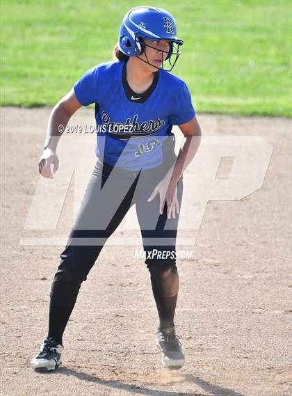Thumbnail 3 in Charter Oak @ Diamond Ranch photogallery.