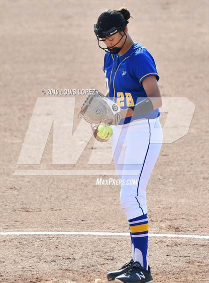 Thumbnail 1 in Charter Oak @ Diamond Ranch photogallery.