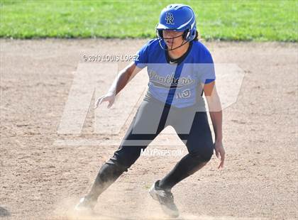 Thumbnail 3 in Charter Oak @ Diamond Ranch photogallery.