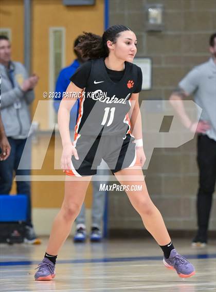 Thumbnail 1 in West Seattle vs Central Kitsap (3A Opening Round) photogallery.