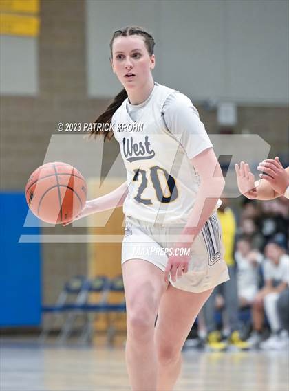 Thumbnail 3 in West Seattle vs Central Kitsap (3A Opening Round) photogallery.
