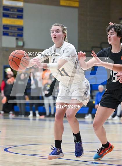Thumbnail 1 in West Seattle vs Central Kitsap (3A Opening Round) photogallery.