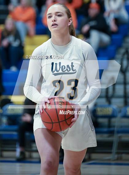 Thumbnail 2 in West Seattle vs Central Kitsap (3A Opening Round) photogallery.