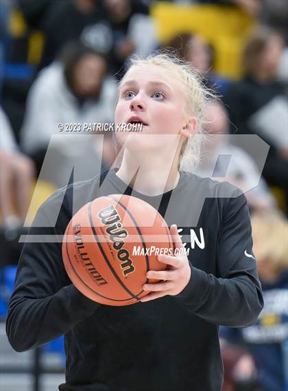 Thumbnail 2 in West Seattle vs Central Kitsap (3A Opening Round) photogallery.