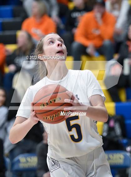Thumbnail 1 in West Seattle vs Central Kitsap (3A Opening Round) photogallery.