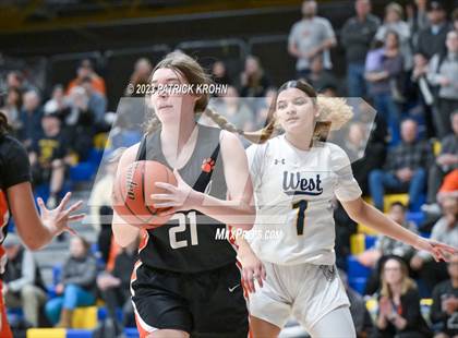 Thumbnail 3 in West Seattle vs Central Kitsap (3A Opening Round) photogallery.
