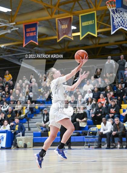 Thumbnail 1 in West Seattle vs Central Kitsap (3A Opening Round) photogallery.