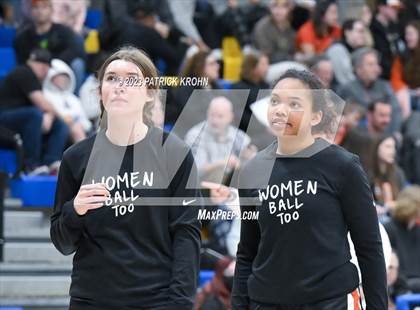 Thumbnail 1 in West Seattle vs Central Kitsap (3A Opening Round) photogallery.
