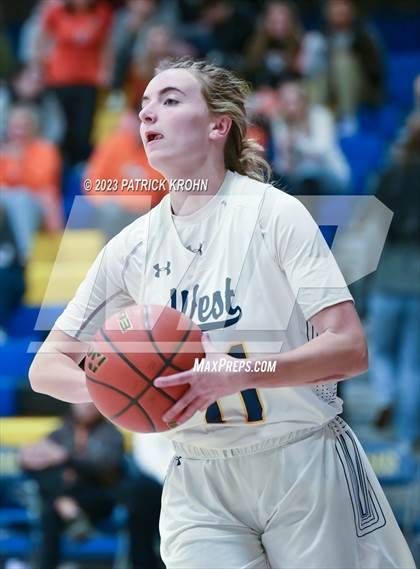 Thumbnail 1 in West Seattle vs Central Kitsap (3A Opening Round) photogallery.