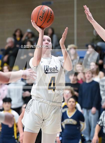 Thumbnail 3 in West Seattle vs Central Kitsap (3A Opening Round) photogallery.
