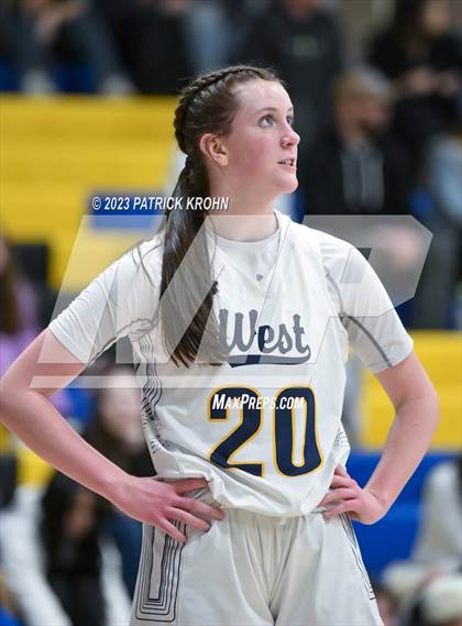 Thumbnail 2 in West Seattle vs Central Kitsap (3A Opening Round) photogallery.