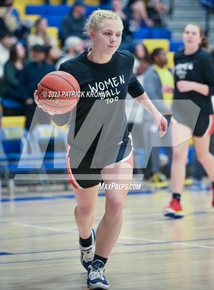 Thumbnail 3 in West Seattle vs Central Kitsap (3A Opening Round) photogallery.